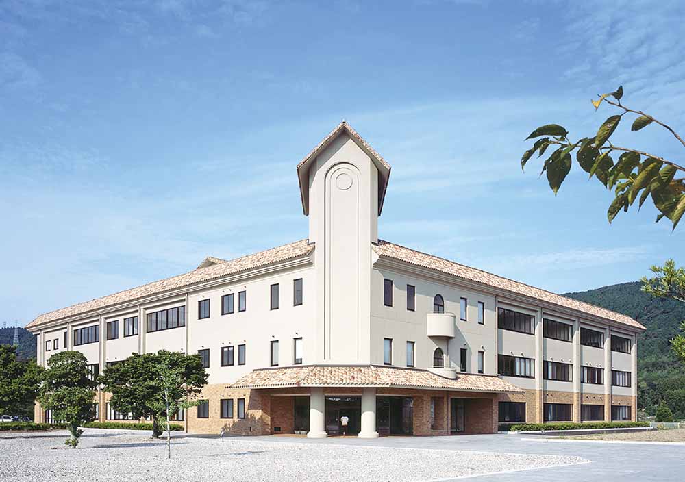鹿児島純心女子大学